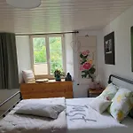 Agreable D'hotes, Au Calme, Dans La Nature Roches