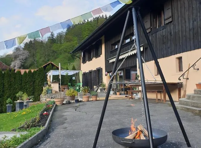 Agreable D'hotes, Au Calme, Dans La Nature Roches