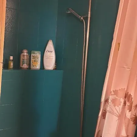 Agreable D'hotes, Au Calme, Dans La Nature Roches